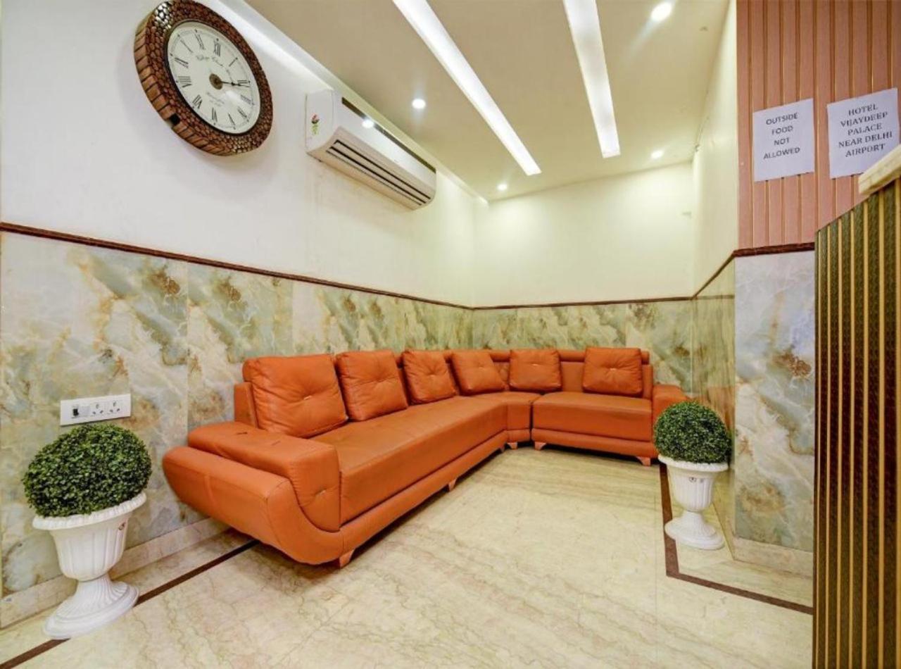 Rosewood Suites A Family Hotel Near Delhi Airport Ню Делхи Екстериор снимка