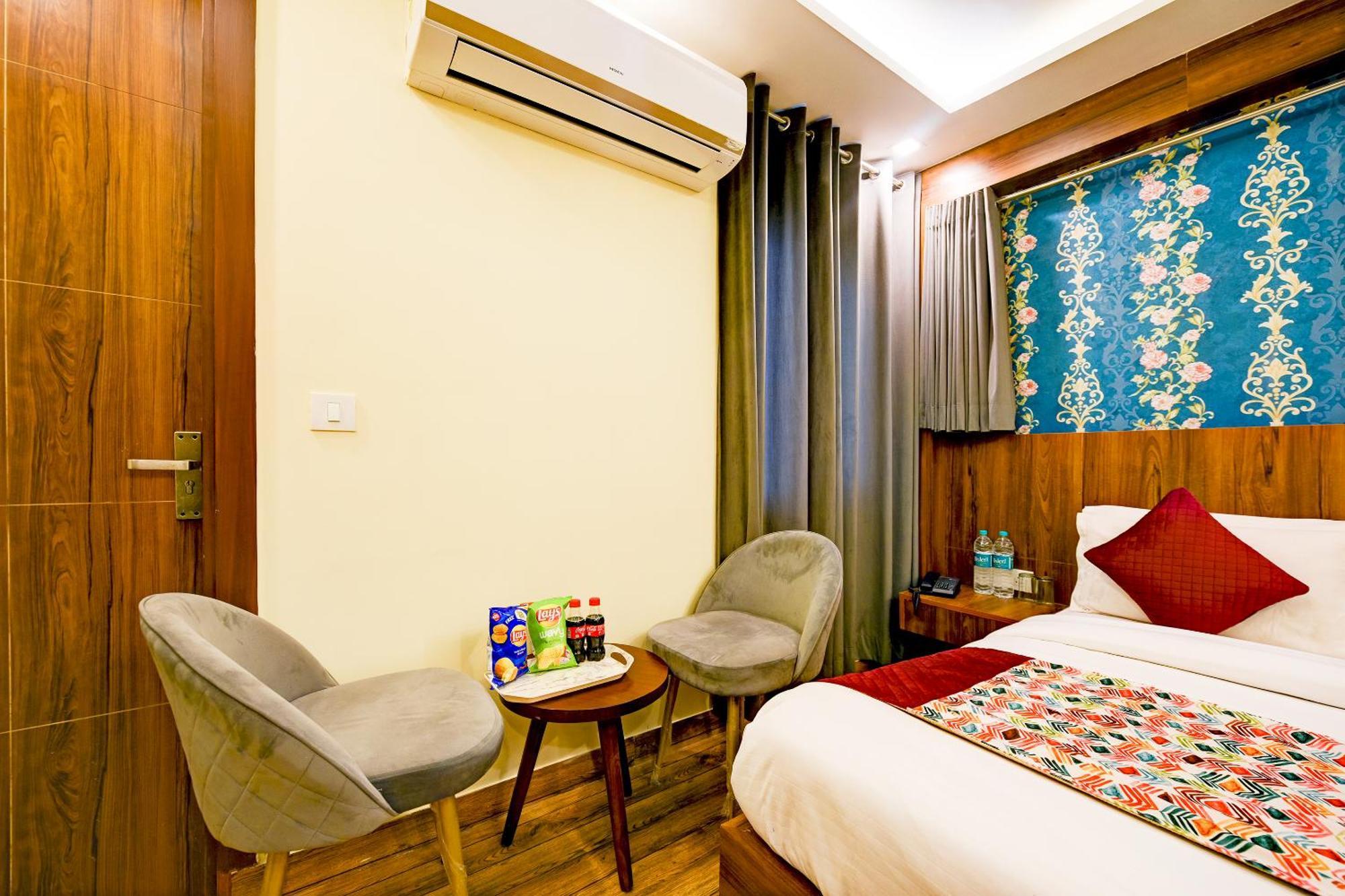 Rosewood Suites A Family Hotel Near Delhi Airport Ню Делхи Екстериор снимка