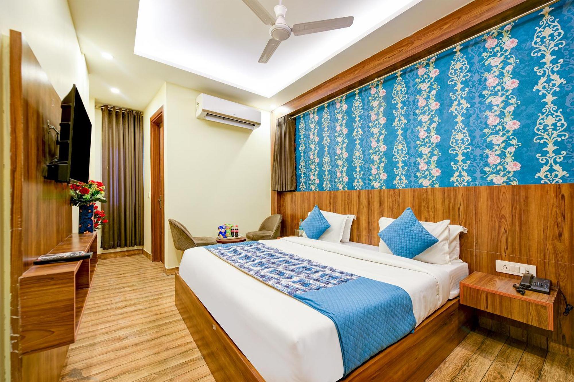 Rosewood Suites A Family Hotel Near Delhi Airport Ню Делхи Екстериор снимка